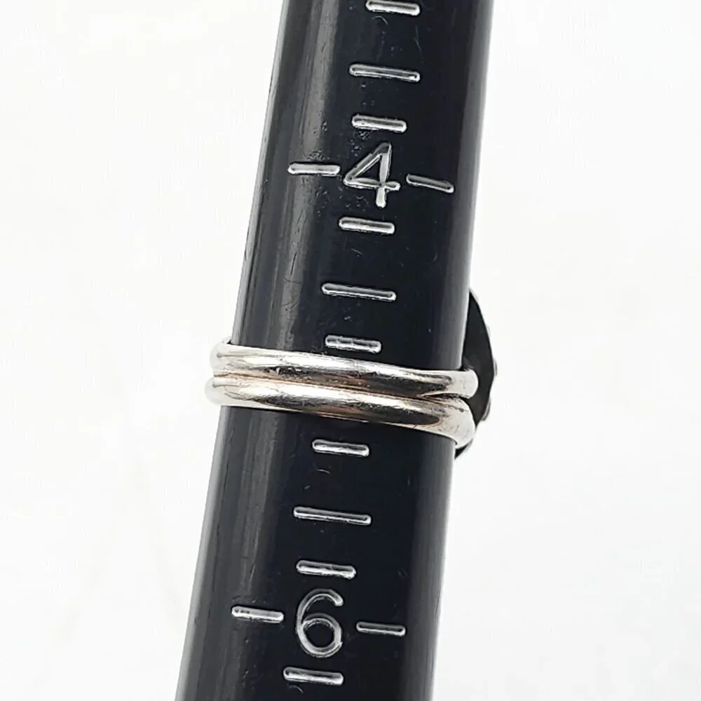 Estate this ring